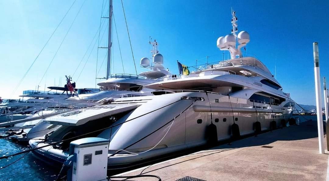 Cannes & More Exterior photo